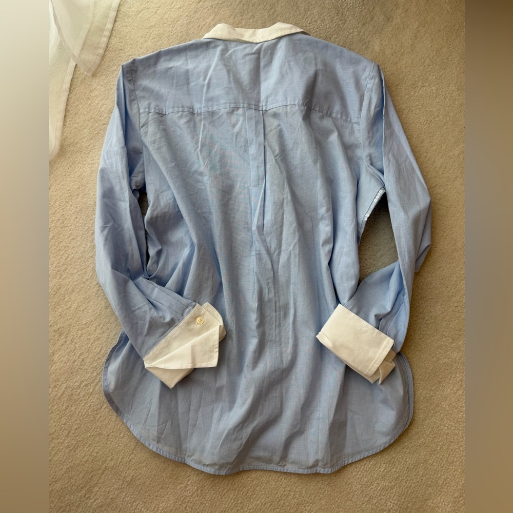 BNWT LOFT Sparkly Shiny Light Blue and White Button-Up Shirt - Picture 4 of 4